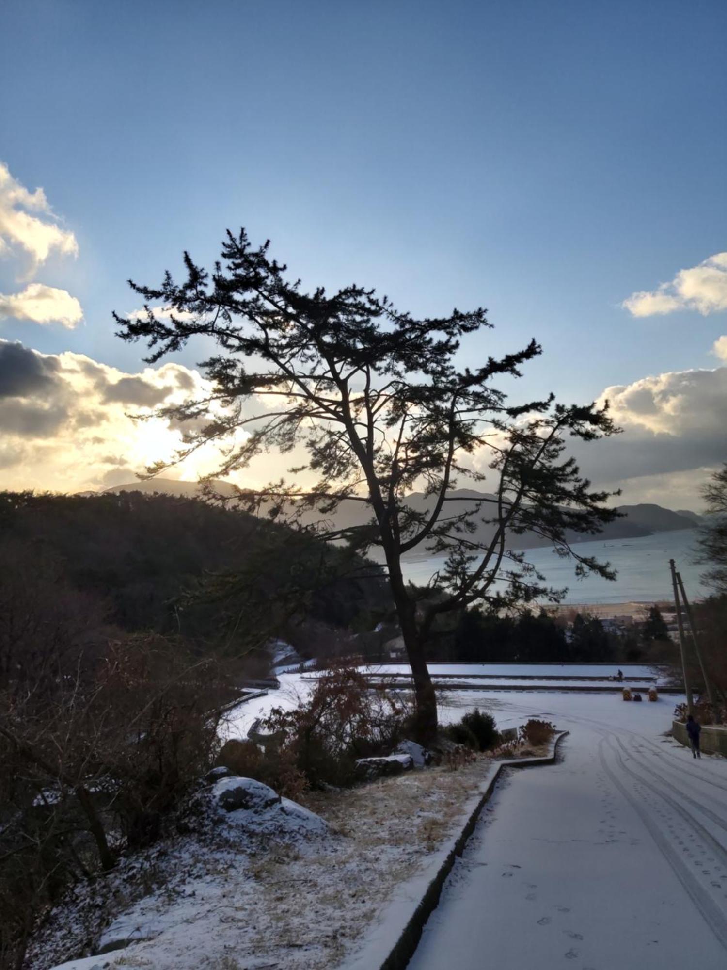 White House Hotel Namhae Eksteriør billede
