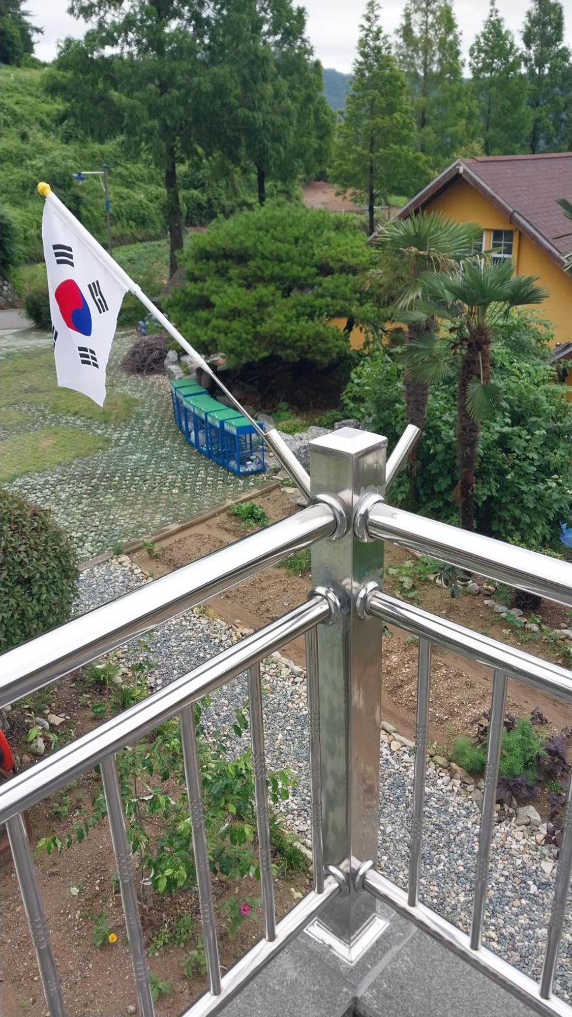 White House Hotel Namhae Eksteriør billede