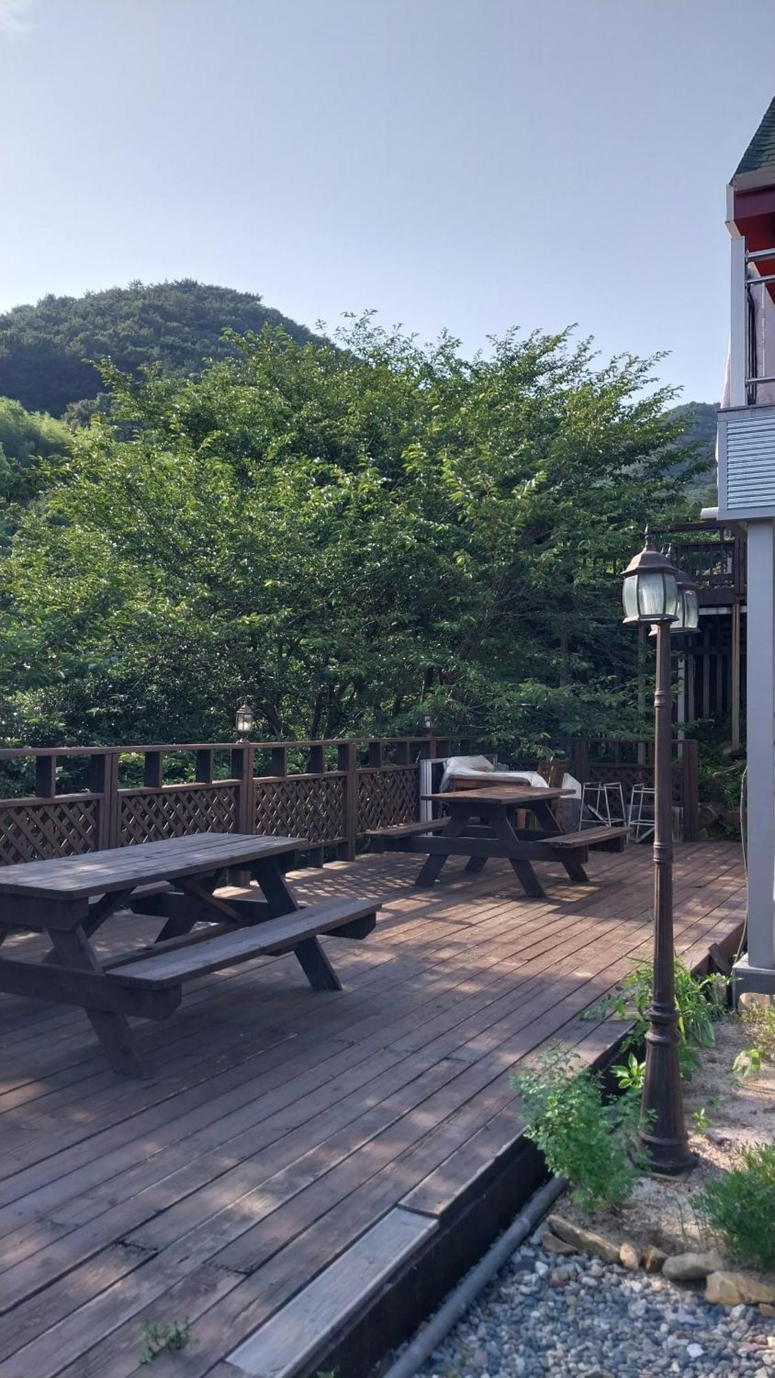 White House Hotel Namhae Eksteriør billede